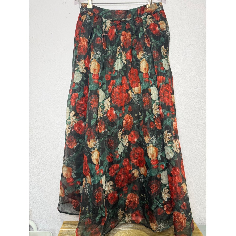 Ivy City Co Maxi Skirt  Medium Black Red Floral WhimsigothCottagecore‎ Boho Rose